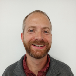 Portrætfoto af Mitchell Harris fra Videra Health.