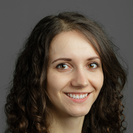 Headshot of Simona Stančeková from Avast.